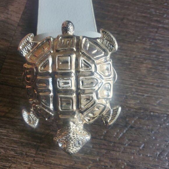 Another line inc size large turtle buckle white leather - Picture 1 of 4